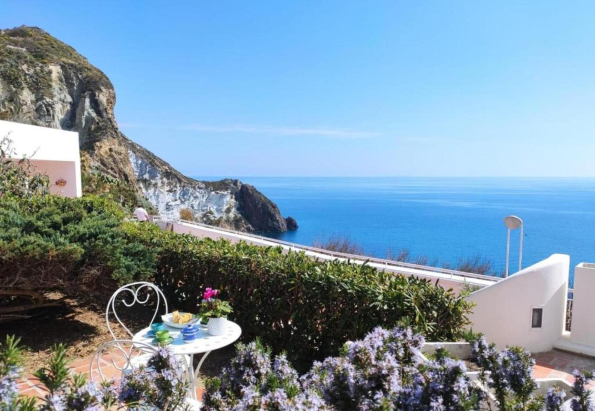 Maridea - Cave Apartments Ponza Exterior photo