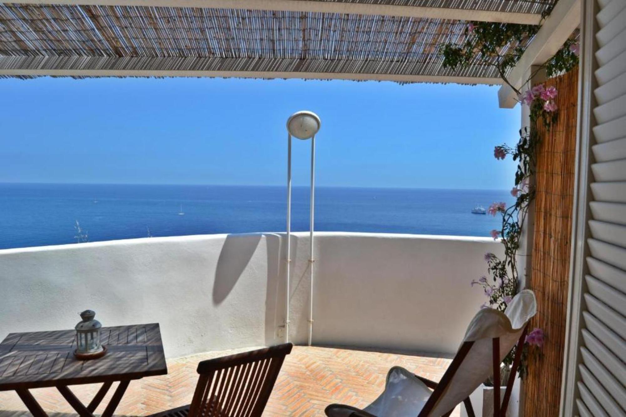Maridea - Cave Apartments Ponza Exterior photo