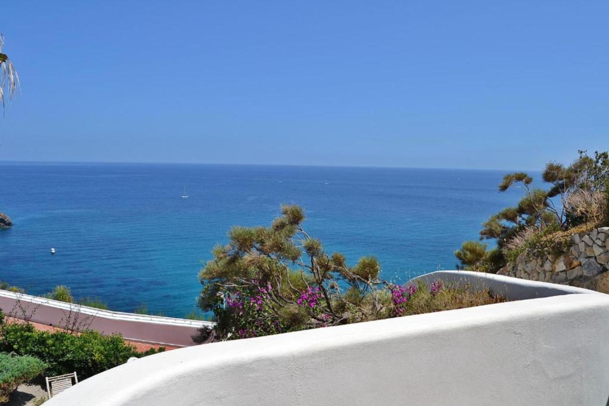 Maridea - Cave Apartments Ponza Exterior photo